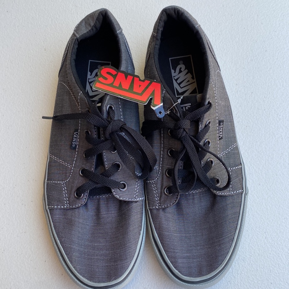 Vans Men’s canvas sneakers with ties